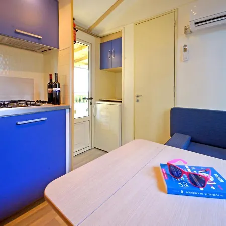 Locazione Turistica Campeggio Del Forte Scirocco - Mbo161 Holiday home Marina Di Bibbona